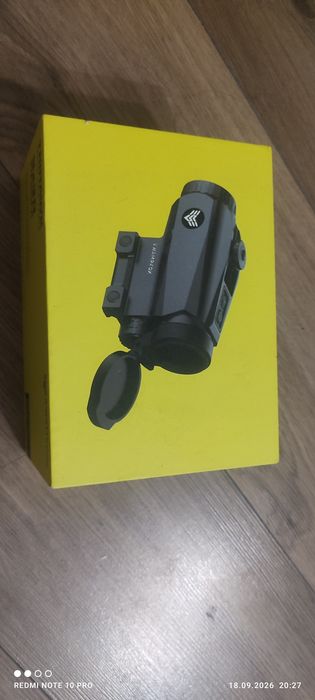 приціл призматичний  trihawk  swampfox