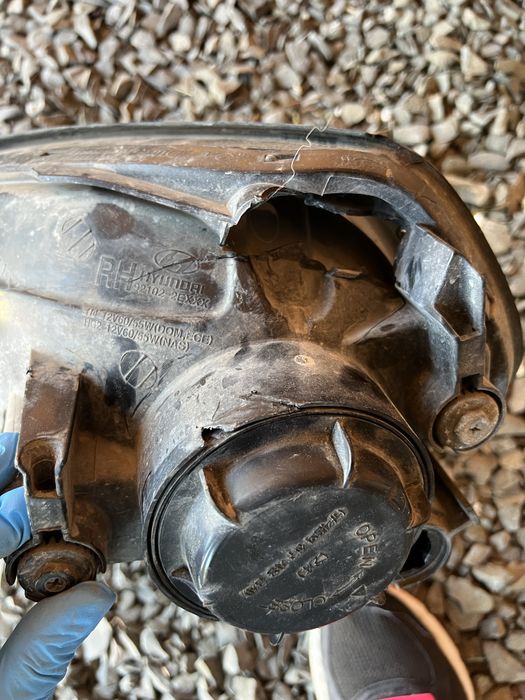 Фара Hundai Tucson 2010