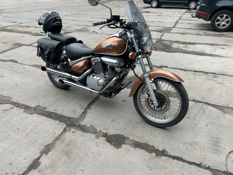 Suzuki intruder 125