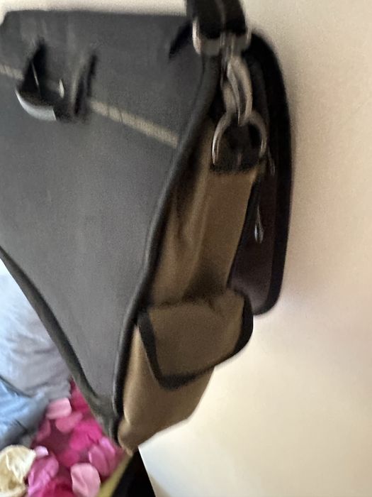 Mala para PC preta e castanha otimo estado