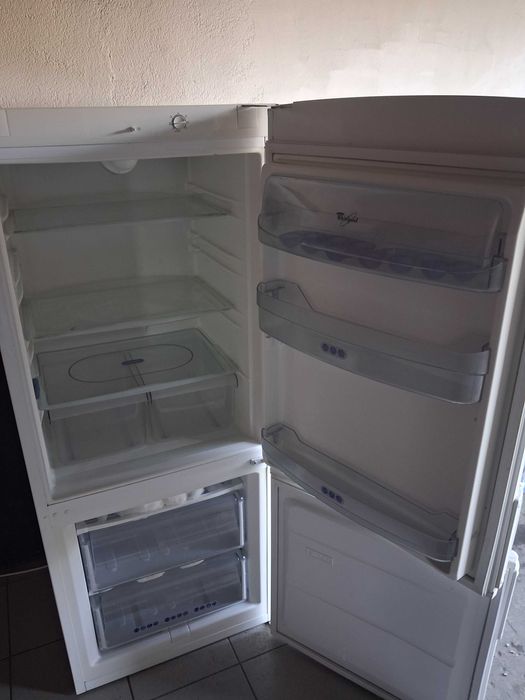 Lodówka Whirlpool zamrażalnik