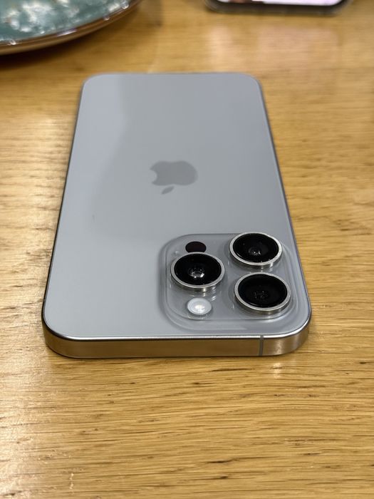 15 pro max 256 gb