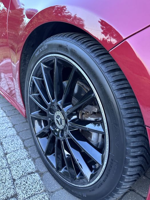 Mercedes-Benz A 220 4MATIC | 2.0 Turbo | AMG | Panorama | KEYLESS-GO | Premium Audio