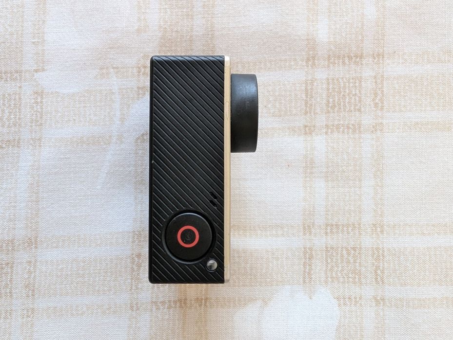 GoPro Hero 4 Black + Acessórios (como novo)