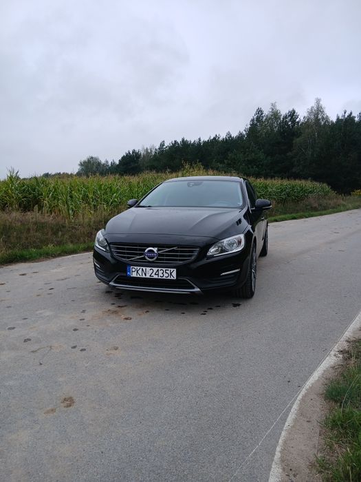 VOLVO V60 2.0 D2 2015R