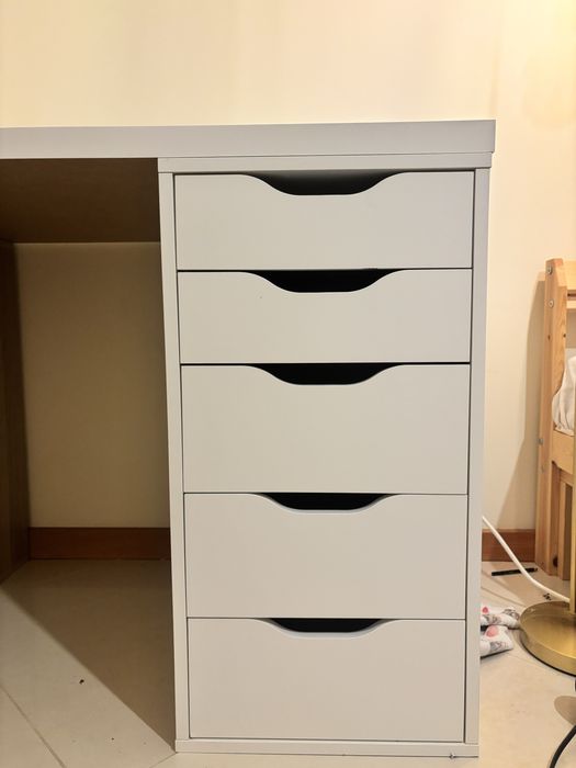 Conjunto Tampo e Modulo de gavetas