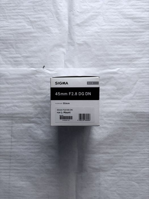Sigma Fp + Sigma C 45/2.8 DG DN L-Mount + Extra Battery