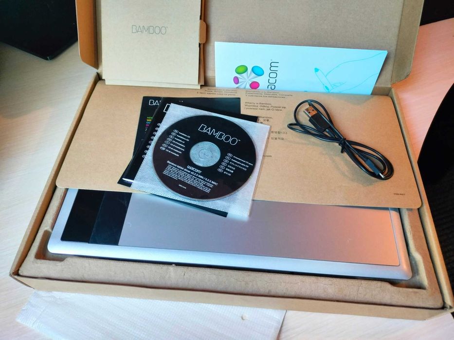 Wacom Bamboo Fun Pen&Touch M CTH-670S