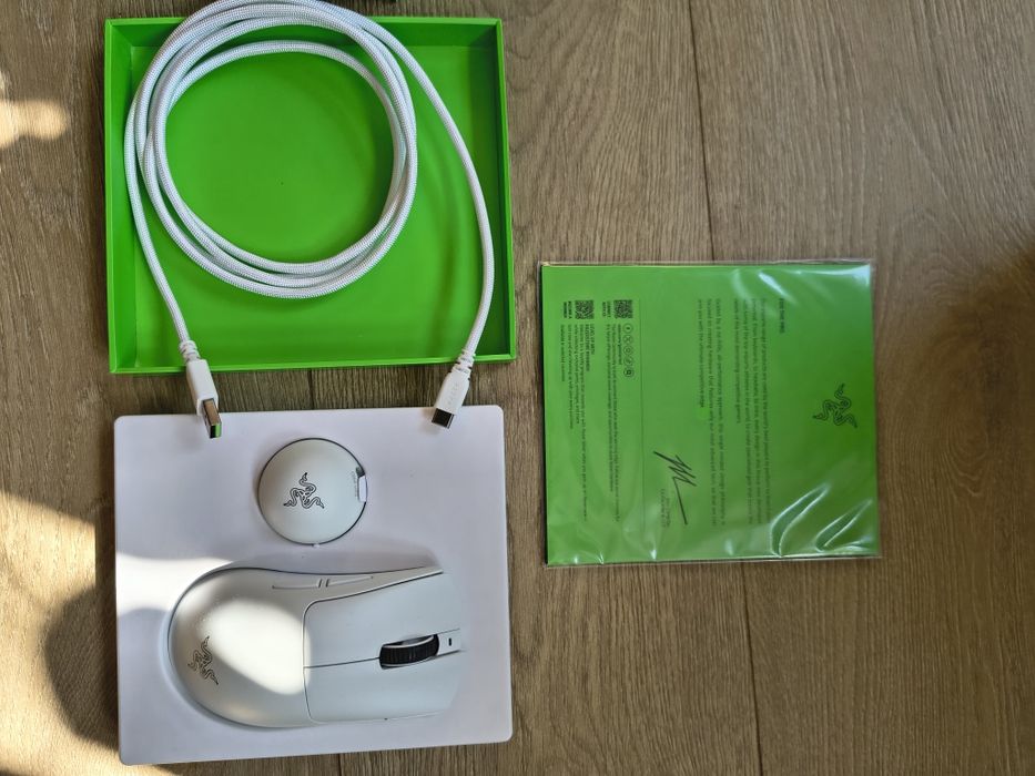 Razer DeathAdder V4 Pro - Biała