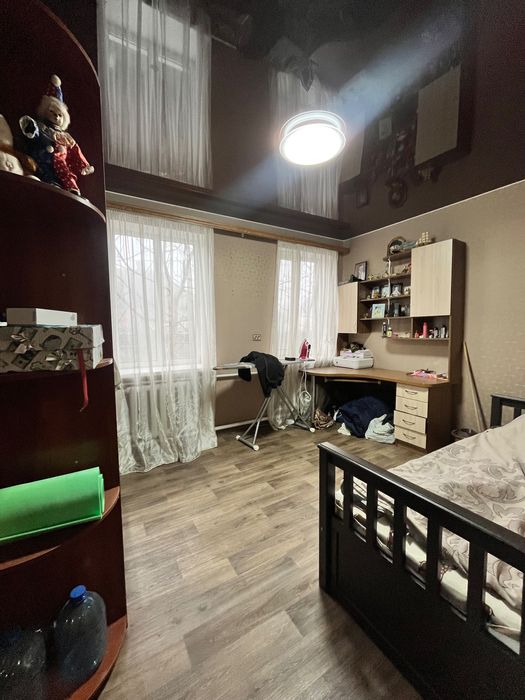 Будинок по вул. Ломоносова