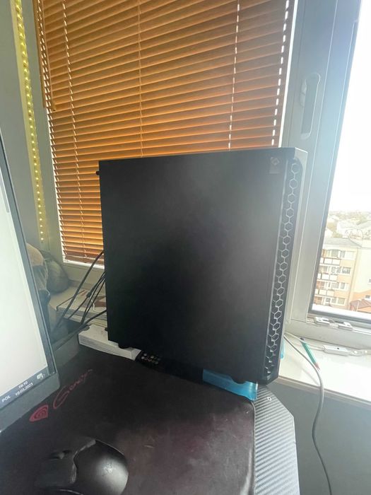 komputer gamingowy używany 2-3 lata