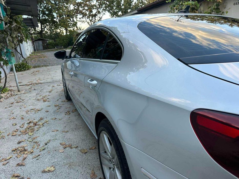 Продам свій Passat CC