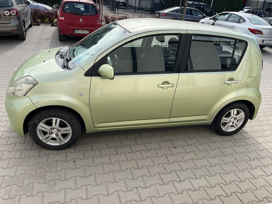 Sprzedam Daihatsu Sirion