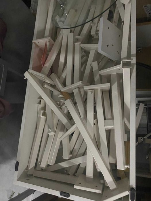 wieszak do garderoby, wieszak do sklepu, wieszak odzieżowy