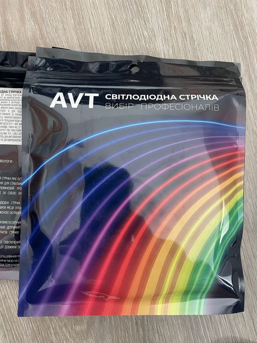 Світлодіодна стрічка AVT -600NW-3528, 12В 9.6Вт   4000-4500К