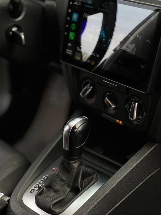 Продам volkswagen jetta 6 2,5 2011 технічно ідеальна