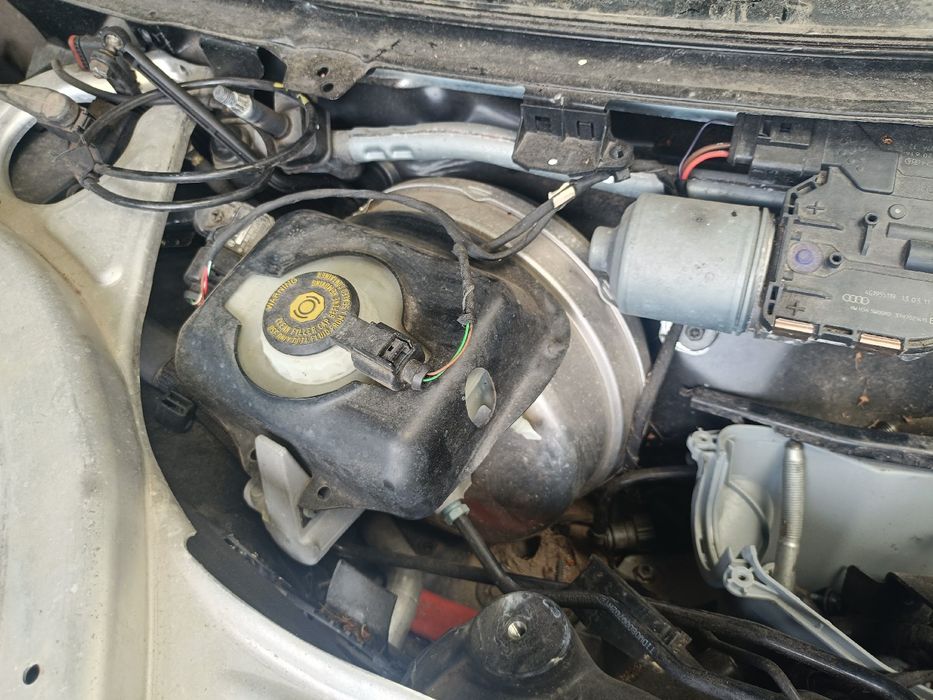 Servofreio AUDI A6 (4G2, 4GC, C7)