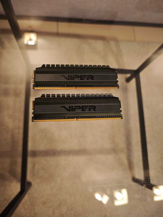 16 GB DDR4 Patriot VIPER Blackout 3200MHZ