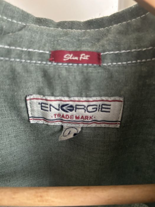 Camisa Energie verde de manga curta