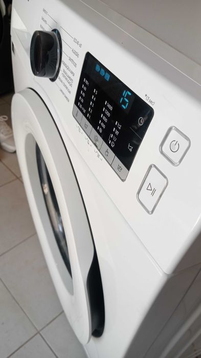 Máquina de lavar roupa Samsung 11 kg como nova