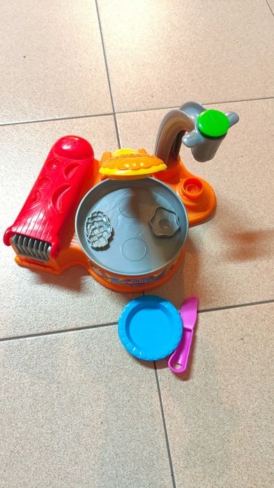 Play-Doh Modeling Compound