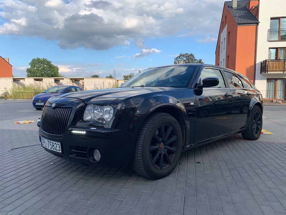 Chrysler 300C / 3.0 CRD / 2008r / polift / SRT design / Boston
