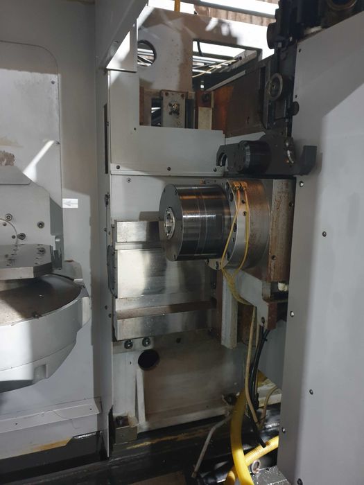 CENTRO DE MAQUINAÇÃO HORIZONTAL 3+2 EIXOS PALETIZADO TSUGAMI FMA5E-III