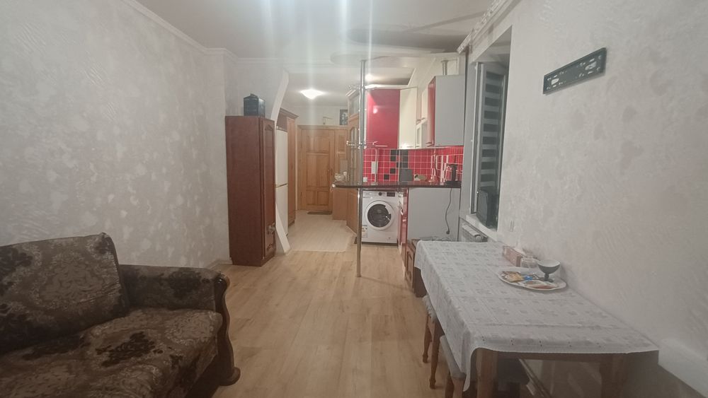 Здам 2х кімнатну квартиру, в а Площі,для військовослужбовців на 2-3 місяці,Житомир