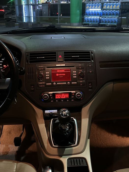 Продам Ford C-Max