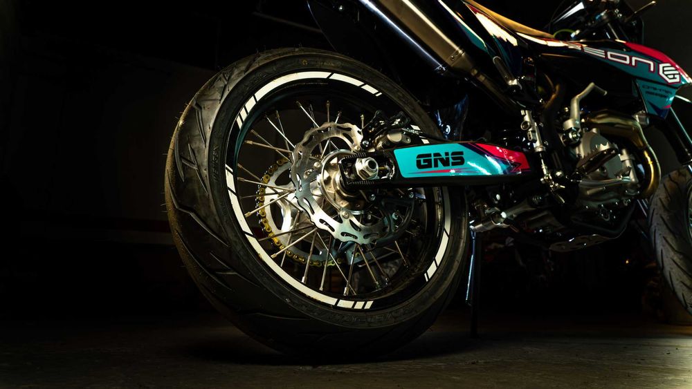 GEON GNS 300 NC Motard