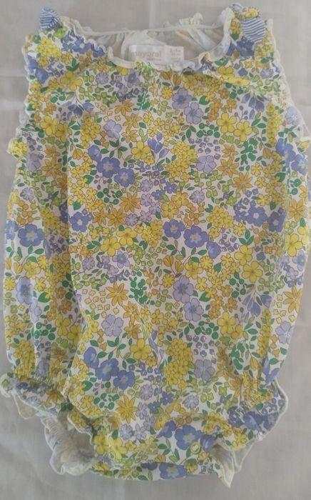 Vestido bebê Mayoral novo 2 a 4 meses