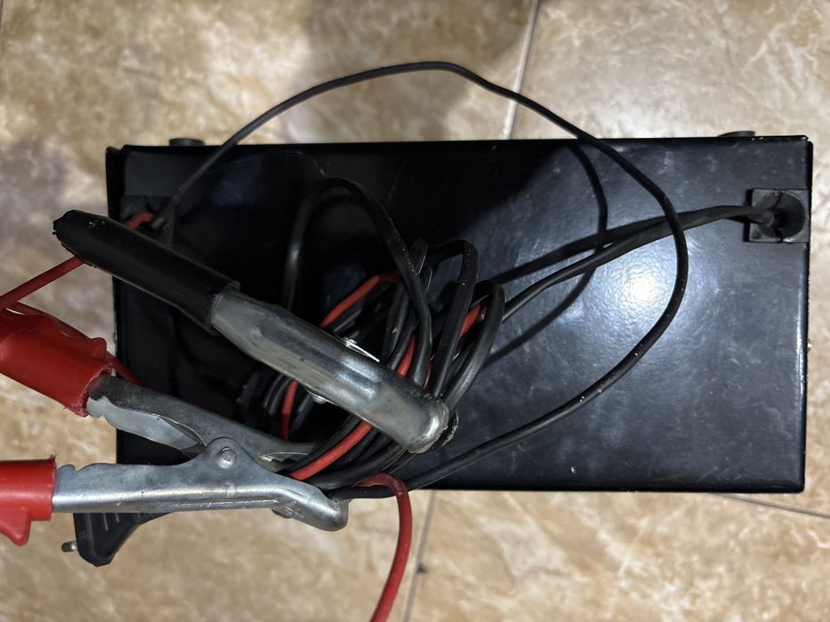 Продам зарядное устройство трансфоматорное