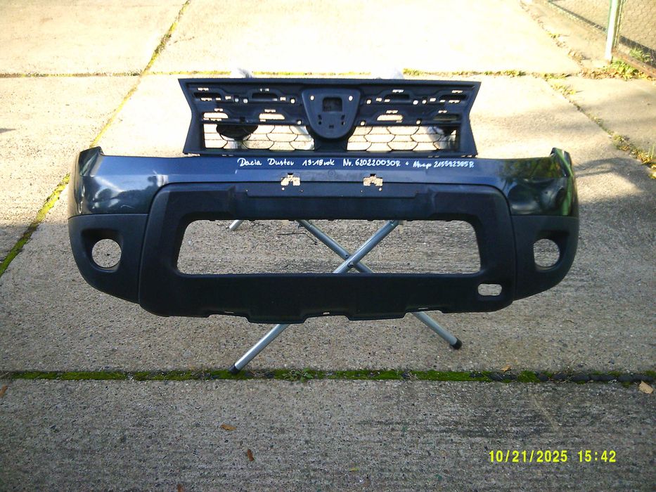Zderzak przedni + Gryll, Dacia Duster 13-18r.