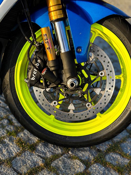 Suzuki Gsxr 1000R versão R  com 210 cv