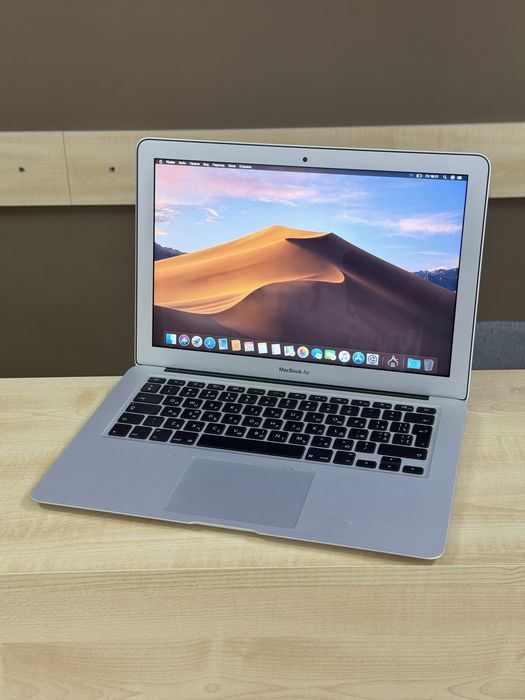 MacBook Air 13 i5, 8/128 Gb, intel HD Graphics, Model A1466, 2017 год