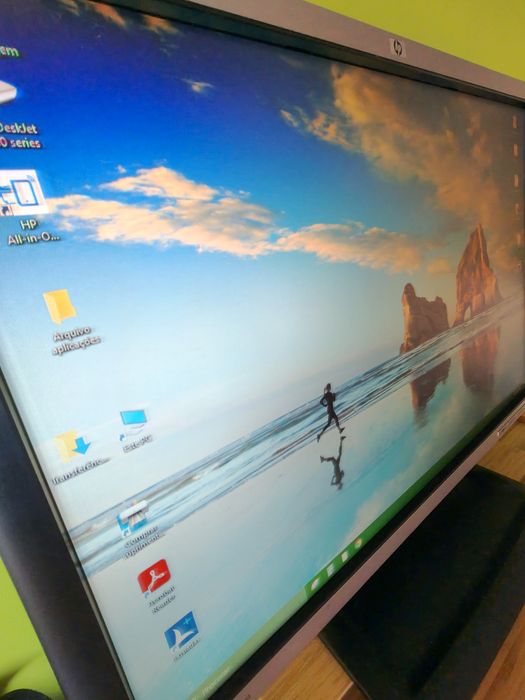 Monitor para PC HP Compaq LA2205wg impecável