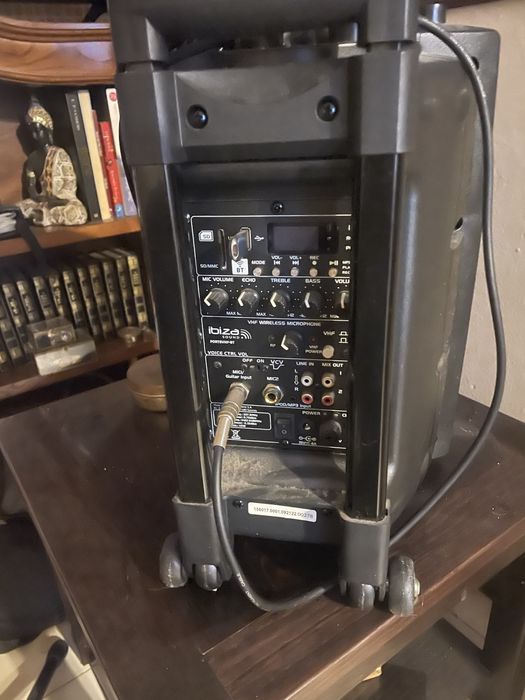 Coluna/amplificador + microfone