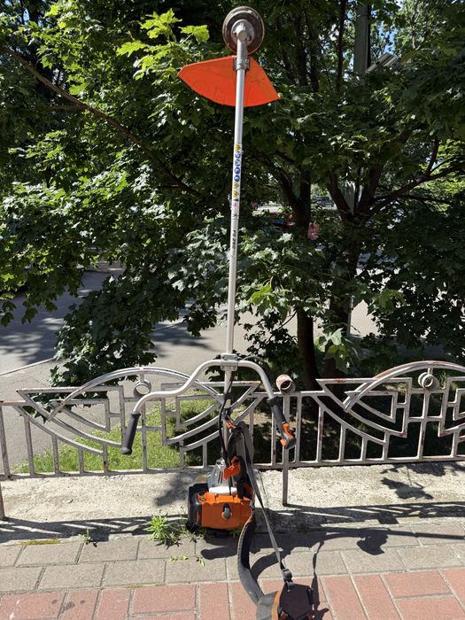 Коса бензиновая STIHL FS 250