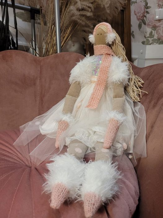 Lalka zimowa w stylu Tilda
