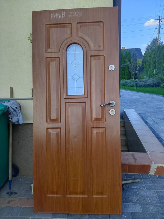 Drzwi wejściowe do domu