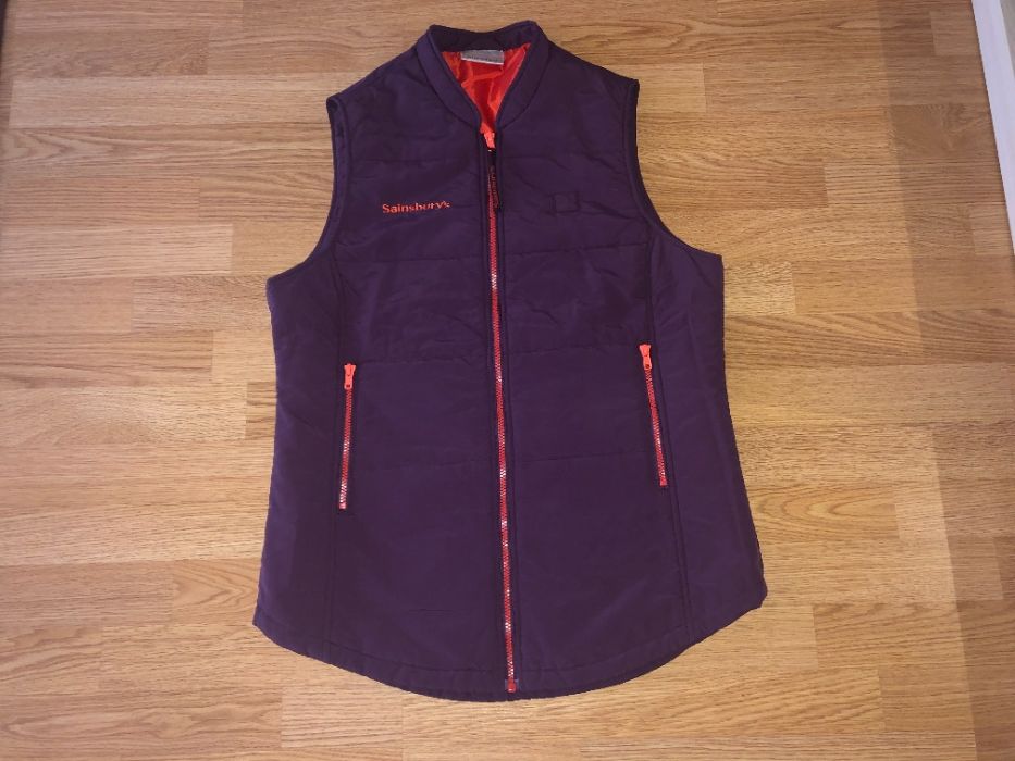 Жилетка женская Размер М.