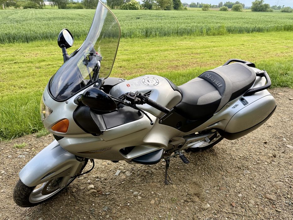 Honda Deauville 650