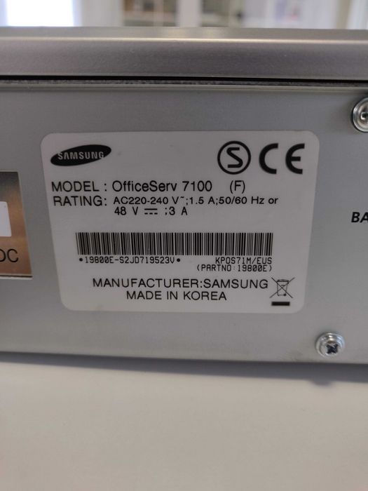 Central Telephone System + PBX + 8 IP Phones (all SAMSUNG brand)64286325444993122