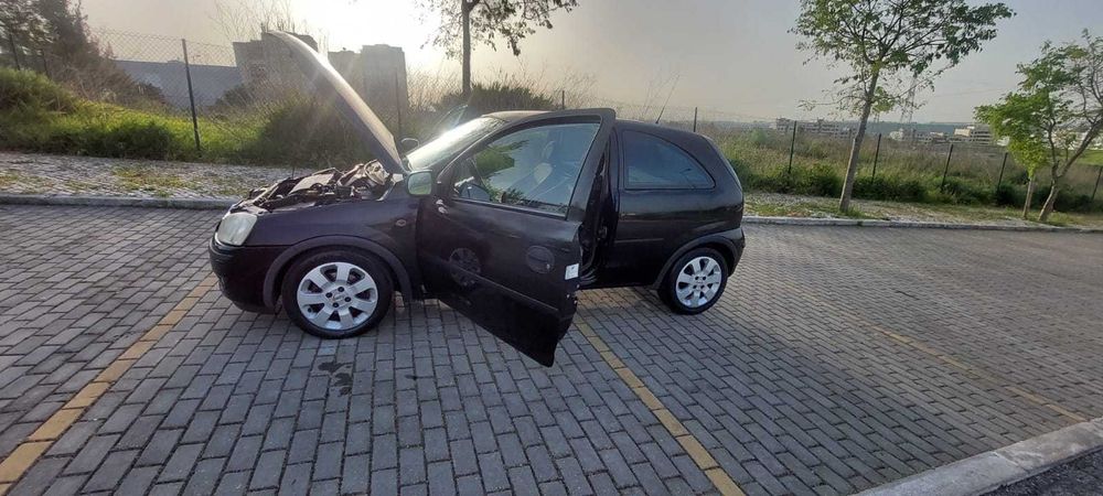 Opel corsa 1.3 cdti, comercial, a gasóleo de 2005, ar condicionado.