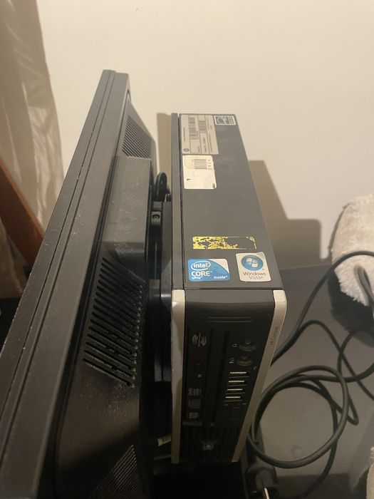 Computador em prefeitas condicao