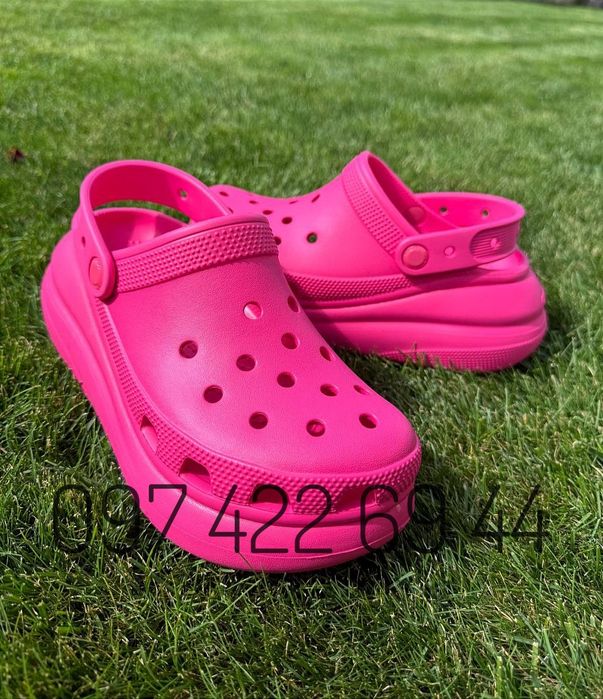 New Crocs! Жіночі Класичні сабо Classic Crush Clog на платформі Crocs