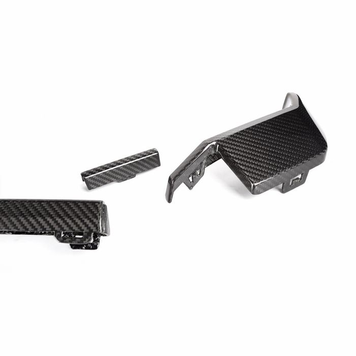Карбонова вставка заднього бамперу для BMW (G80/G81/G82/G83)