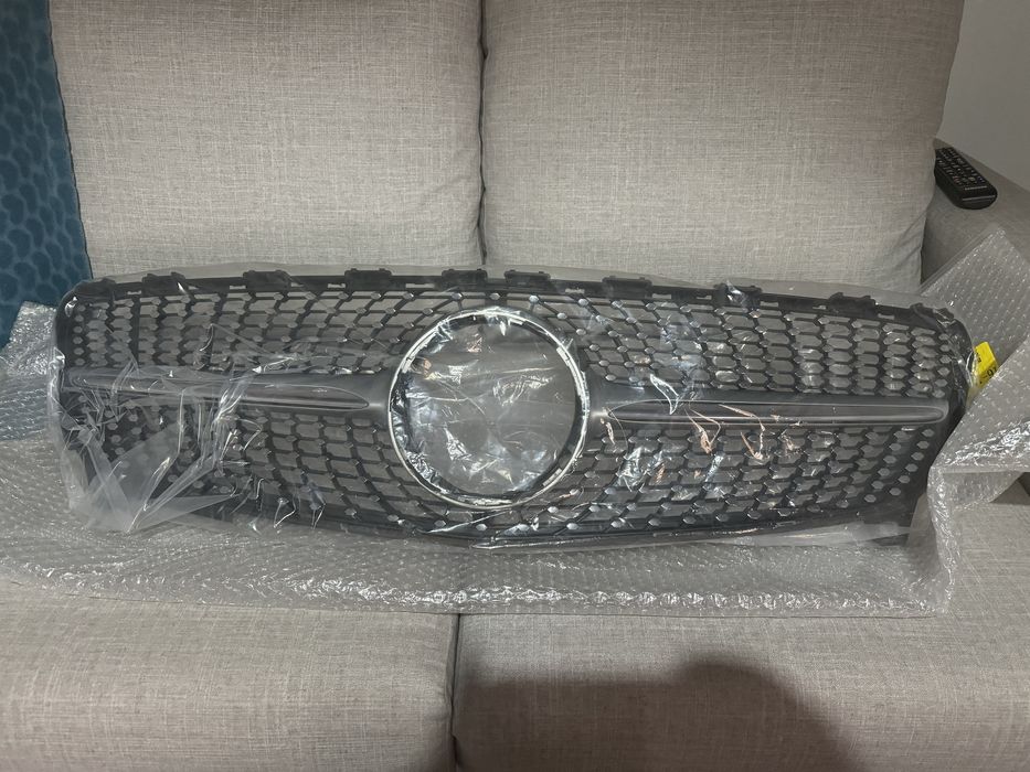 Grelha frontal Mercedes Class A Diamond Silver