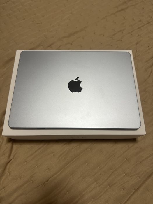 MacBook Air 13” M4 – 16GB RAM / 256GB SSD | COMO NOVO + Fatura