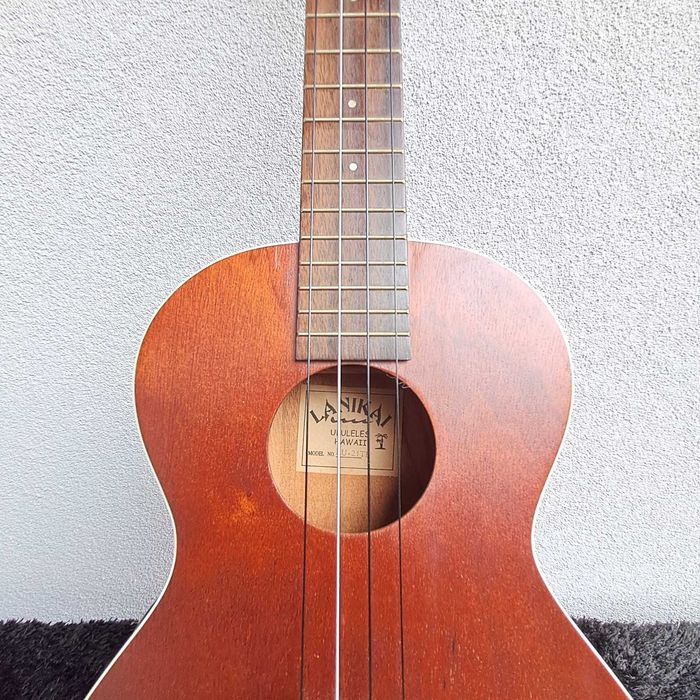 Ukulele Lanikai MA-S Soprano em mogno c/ mala rígida